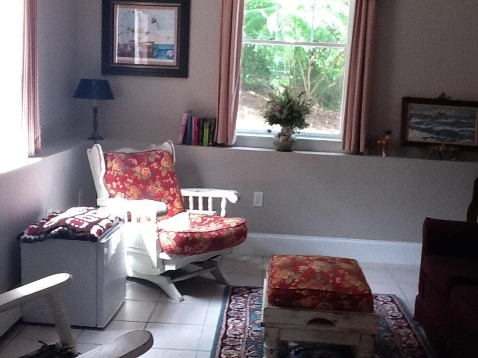 Josephine'S On The Bay Bed And Breakfast Hull Chambre photo