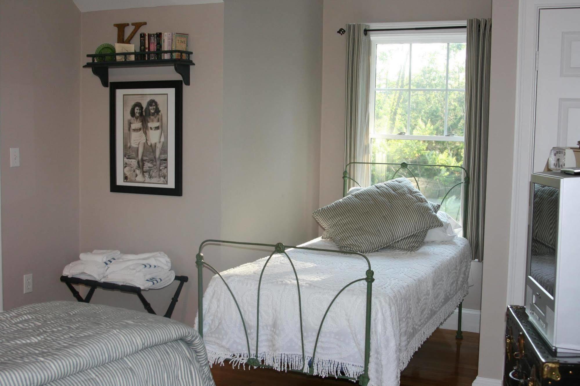 Josephine'S On The Bay Bed And Breakfast Hull Extérieur photo